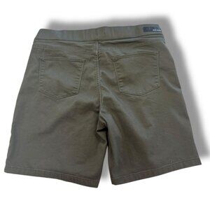 DKNY - Pull on Shorts - Size XL - Olive Green